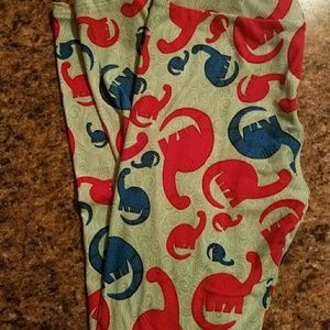 Lularoe OS dinosaur leggings